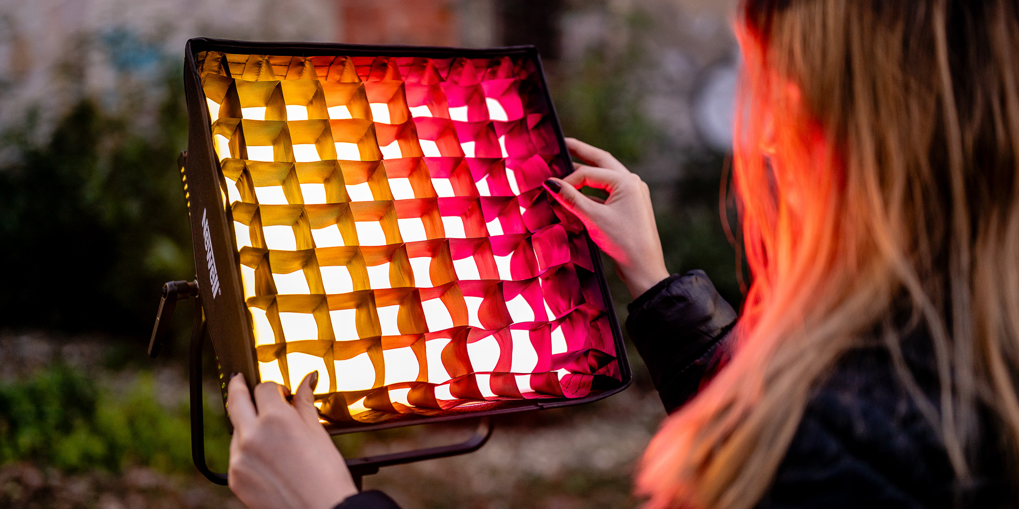 Lampa LED Newell RGB Vividha Effect